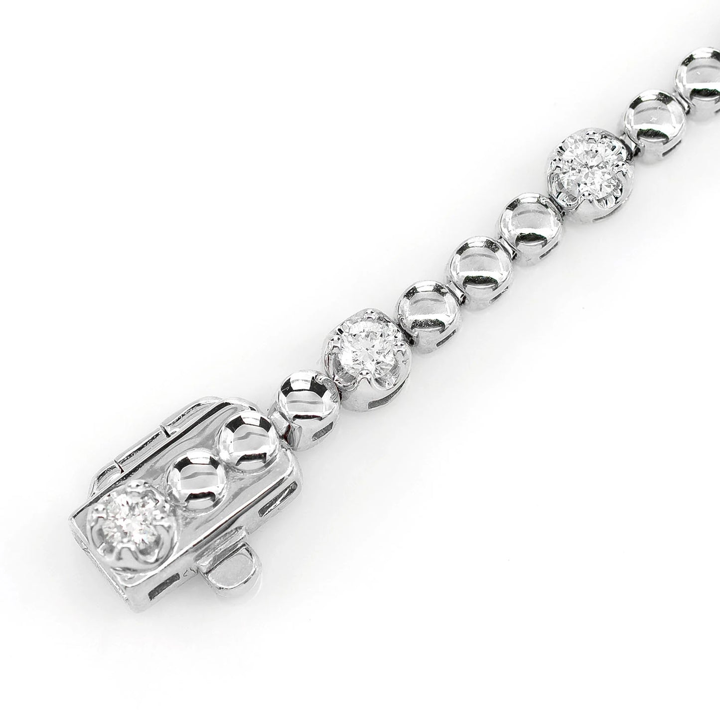 Crown Set Beaded Diamond Link Bracelet in 14K white gold, detail view