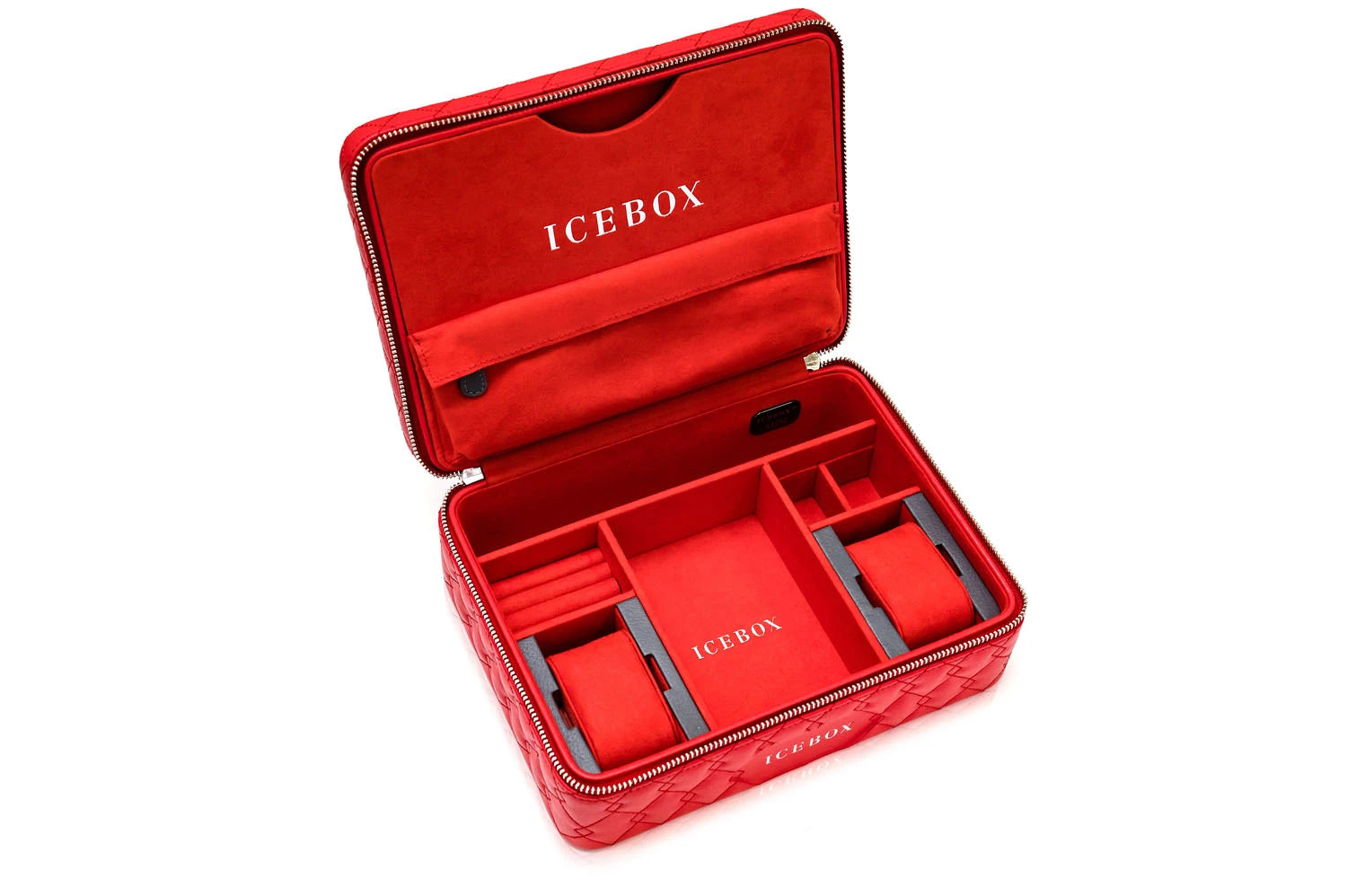 Icebox Voyager Case in red, detail view 2