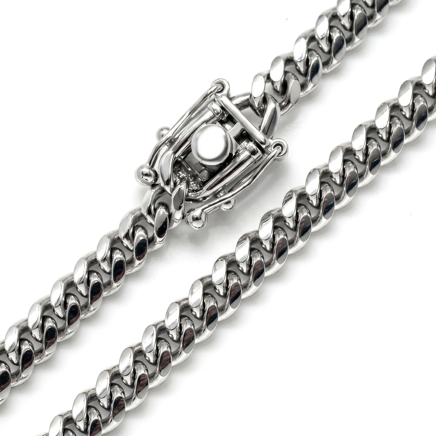 Sterling Silver Cuban Chain in 925 sterling silver, 3.5mm width, angled view