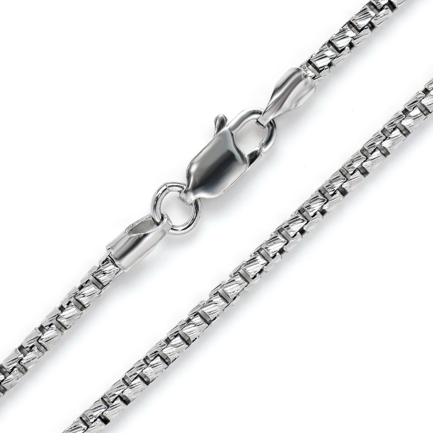 Sterling Silver Diamond-Cut Box Chain in 925 sterling silver, 2mm width, detail view