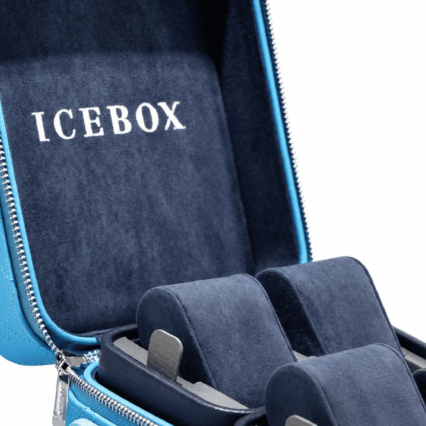 Icebox Medium Traveler Case in blue, 4-watch capacity, detail view 4