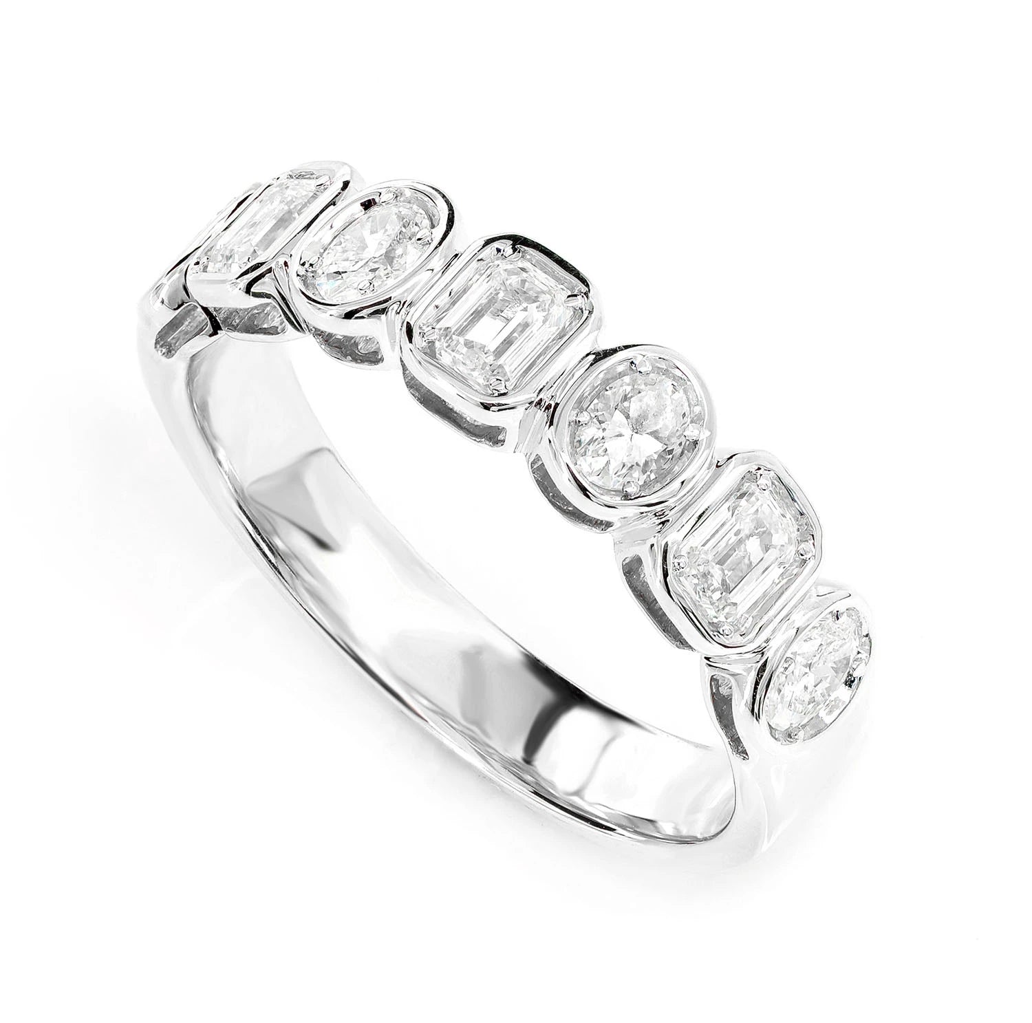 Oval & Baguette Bezel Diamond Band Ring in 14K white gold, detail view