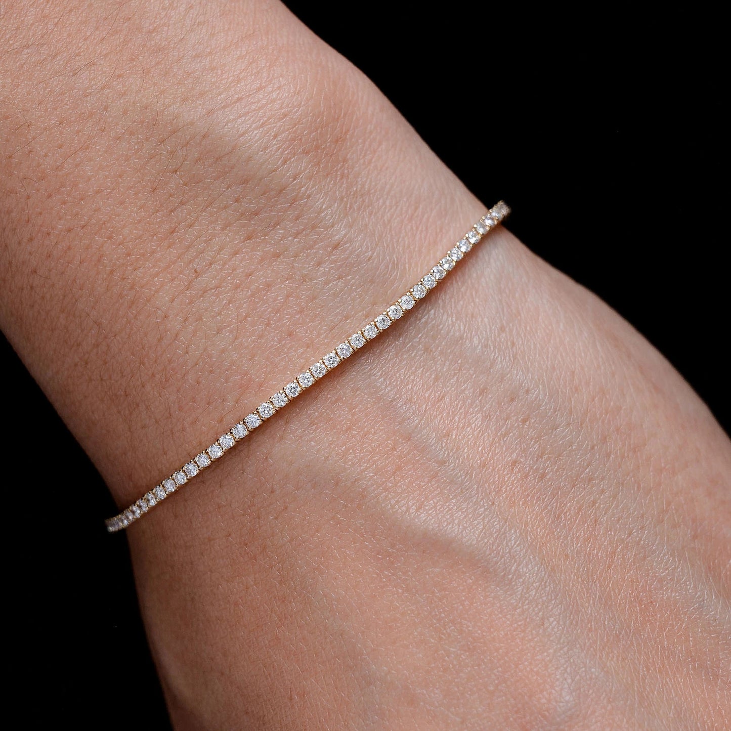 Prong Diamond Tennis Bracelet in 14K yellow gold, 2pt / 1.50ctw, alternate view