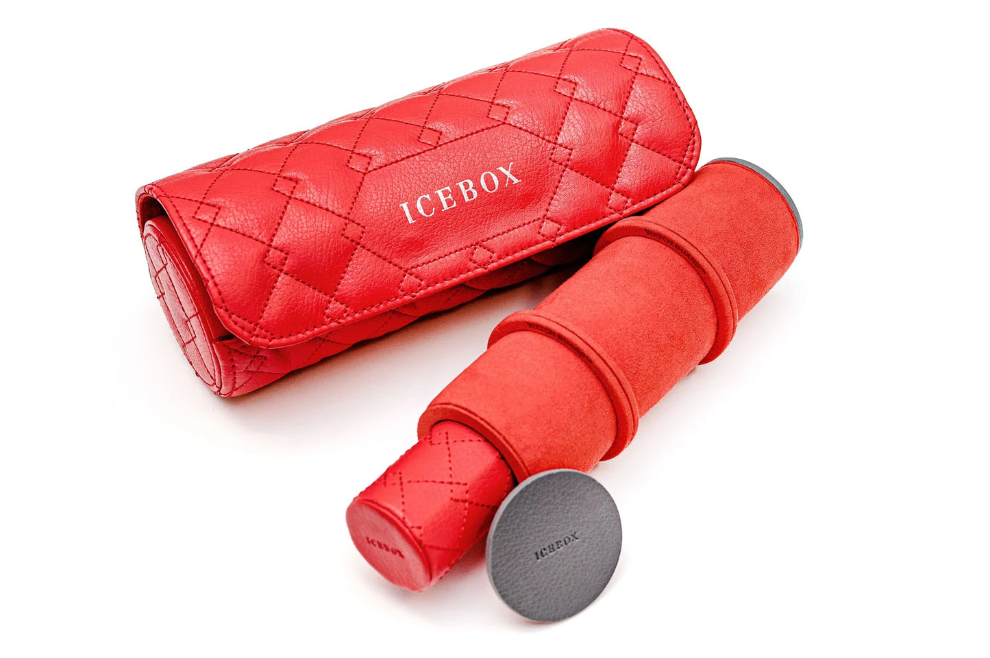 Icebox Leather Three Watch Roll in red, detail view 2