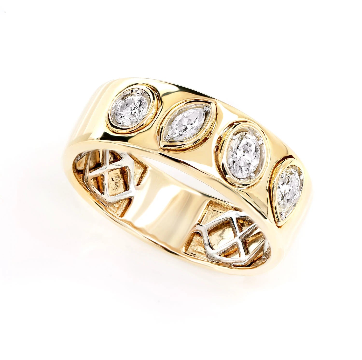 Alternating Multi-Shape Bezel Ring in 14K yellow gold, detail view