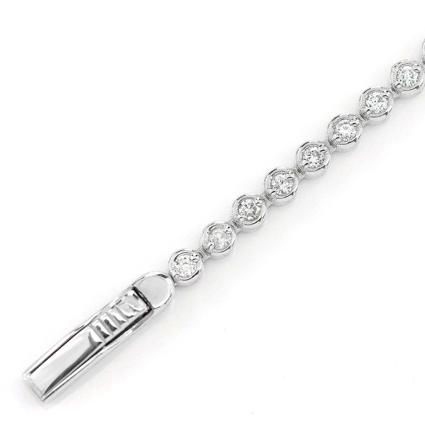 Extended Bezel Diamond Link Bracelet in 14K white gold, detail view