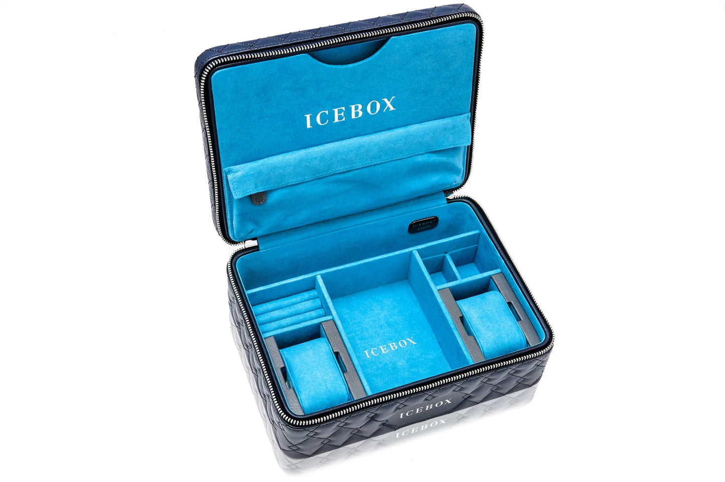 Icebox Voyager Case in navy, detail view 2