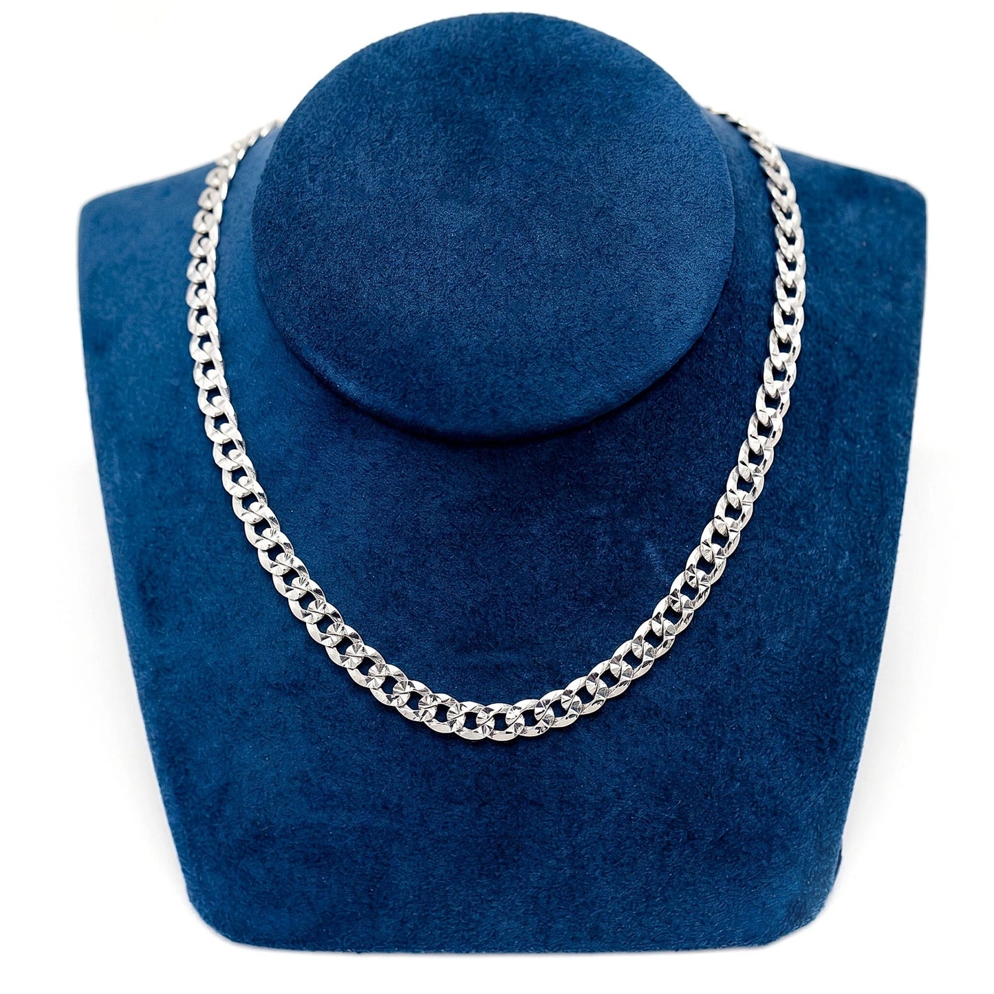 Sterling Silver Flat Curb Chain in 925 sterling silver, 5.5mm width, detail view