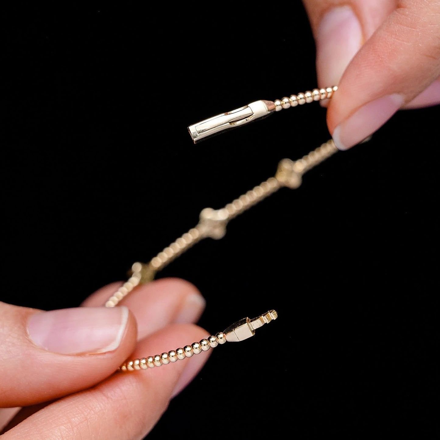 Milgrain Clover Diamond Flex Bangle Bracelet in 14K yellow gold, 0.45ctw, alternate view