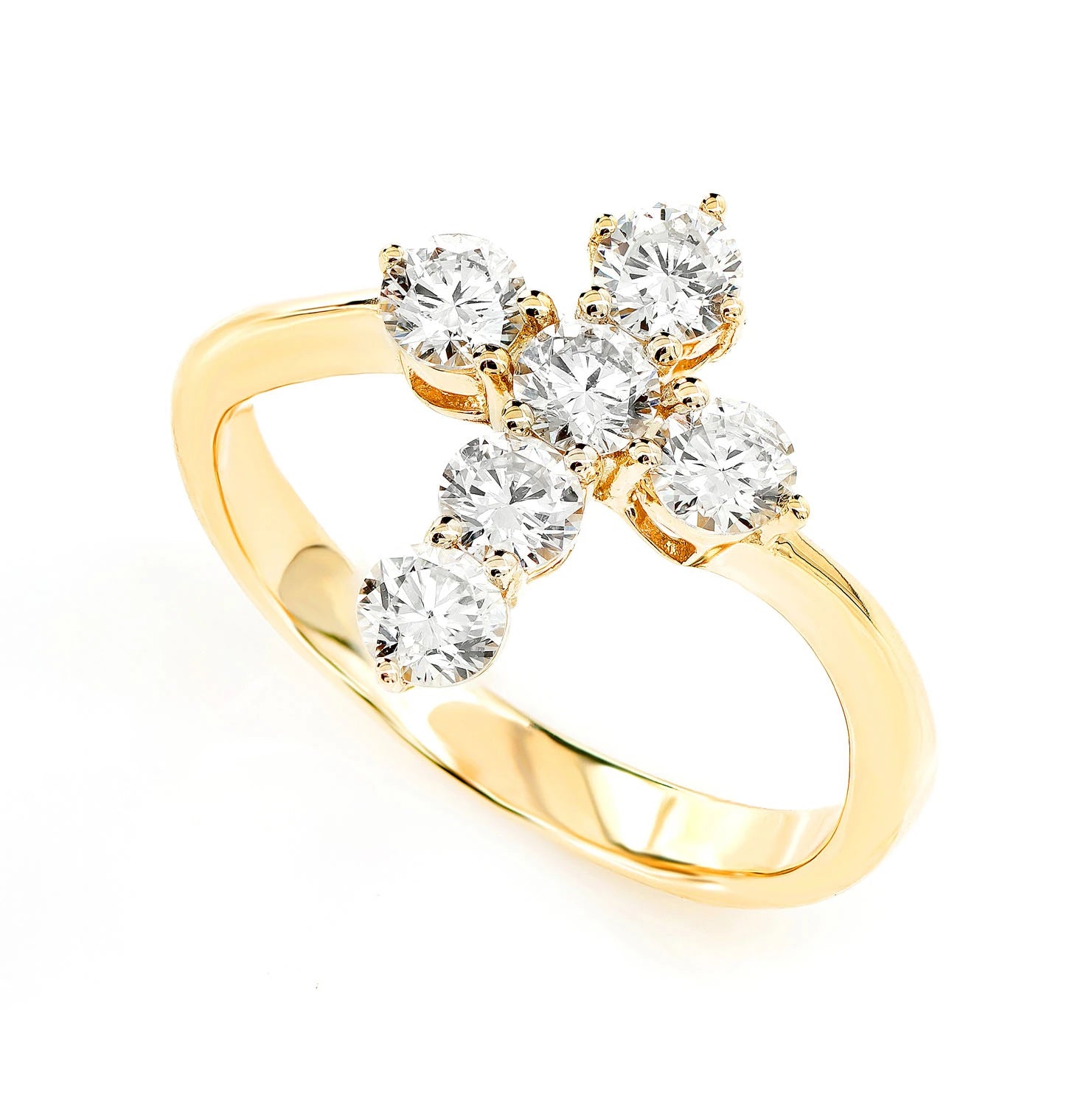 Pointed Cross Diamond Ring in 14K yellow gold, detail view