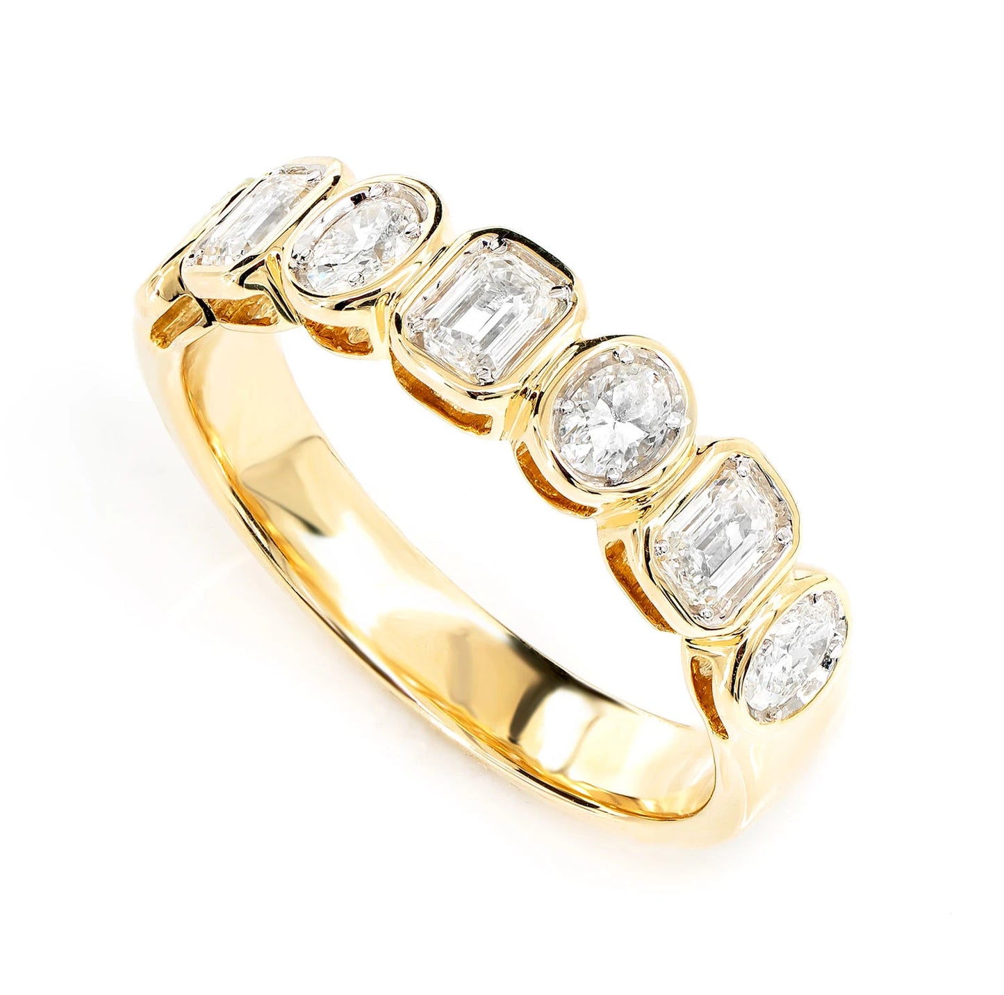 Oval & Baguette Bezel Diamond Band Ring in 14K yellow gold, detail view