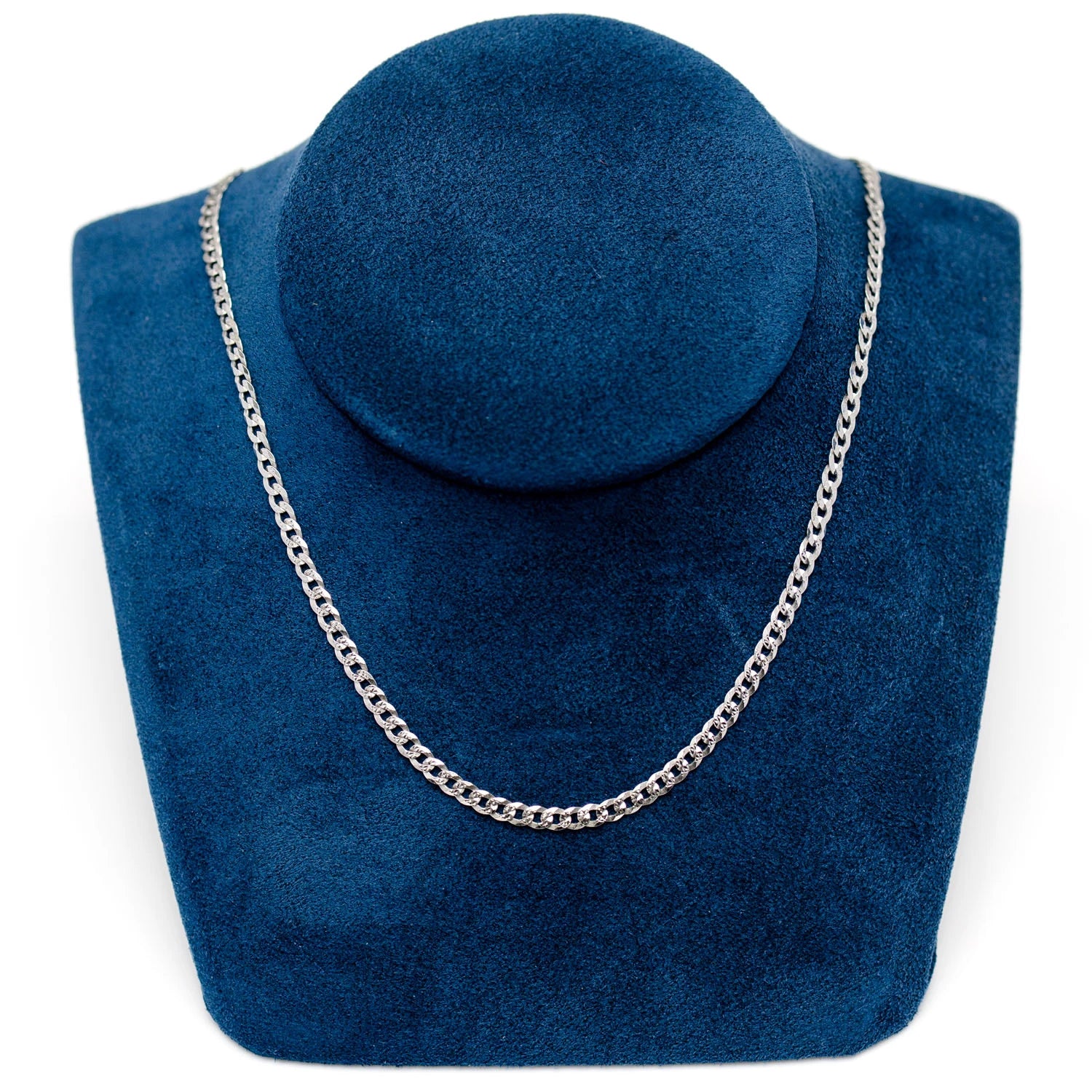 Sterling Silver Flat Curb Chain in 925 sterling silver, 3mm width, detail view