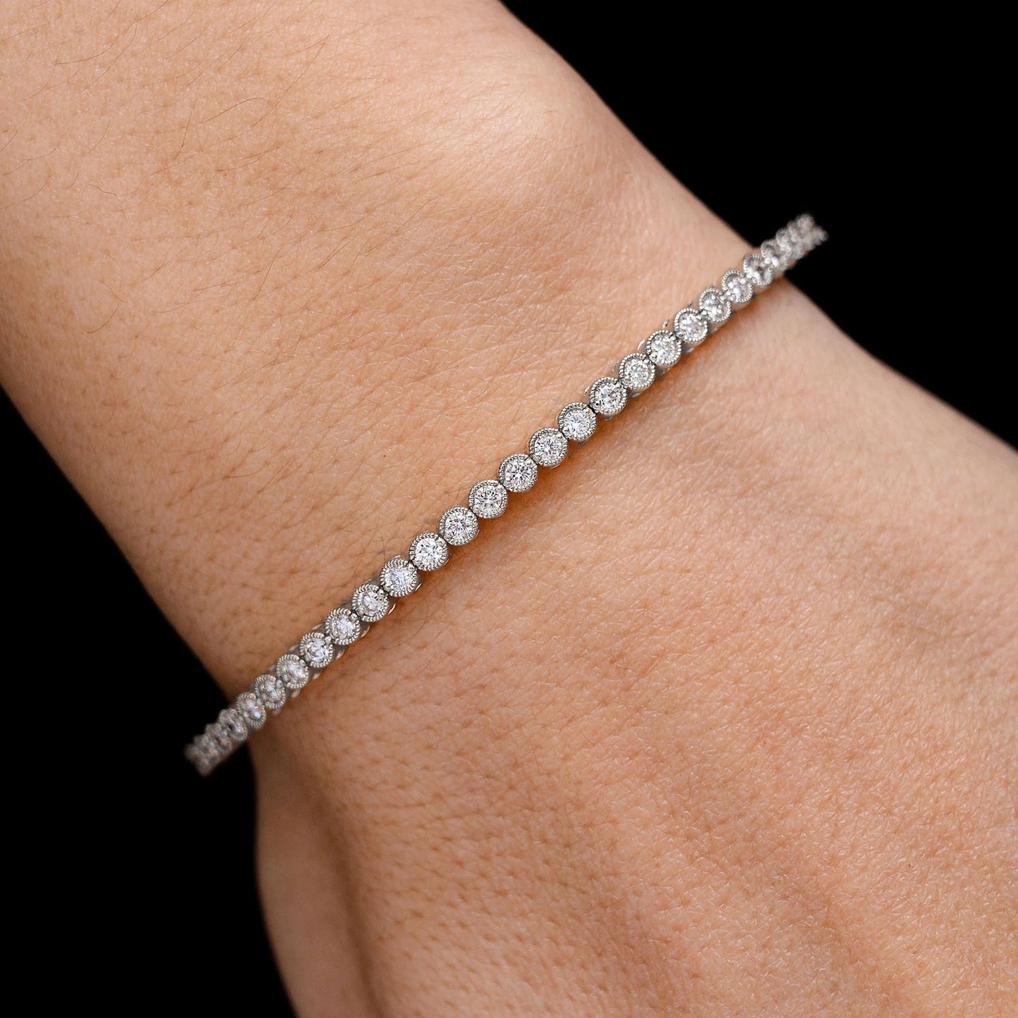 Milgrain Diamond Flex Bangle Bracelet in 14K white gold, detail view
