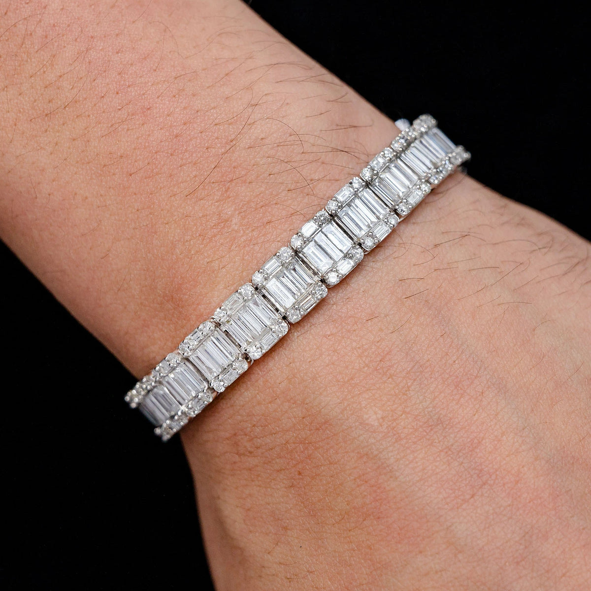 Baguette and Round Diamond Link Bracelet