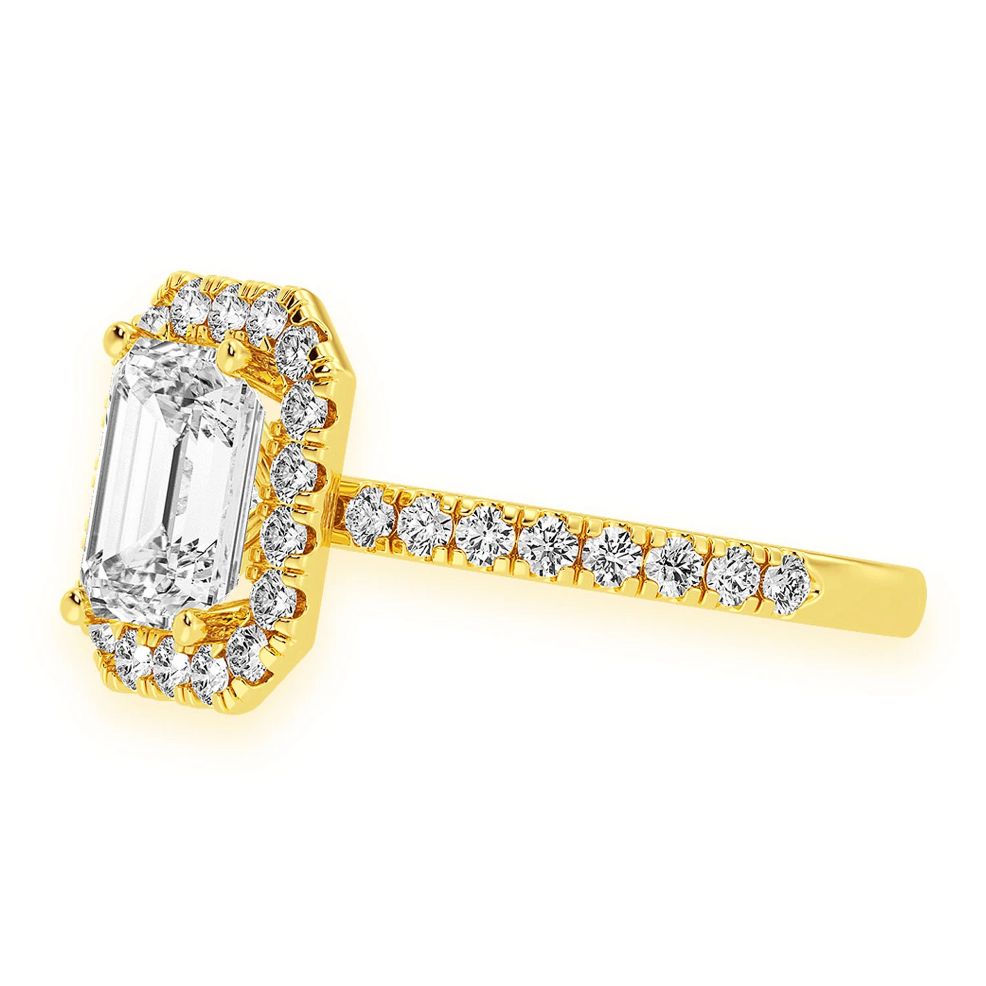1ct Emerald Cut Scallop Halo Diamond Engagement Ring in 14K yellow gold, detail view