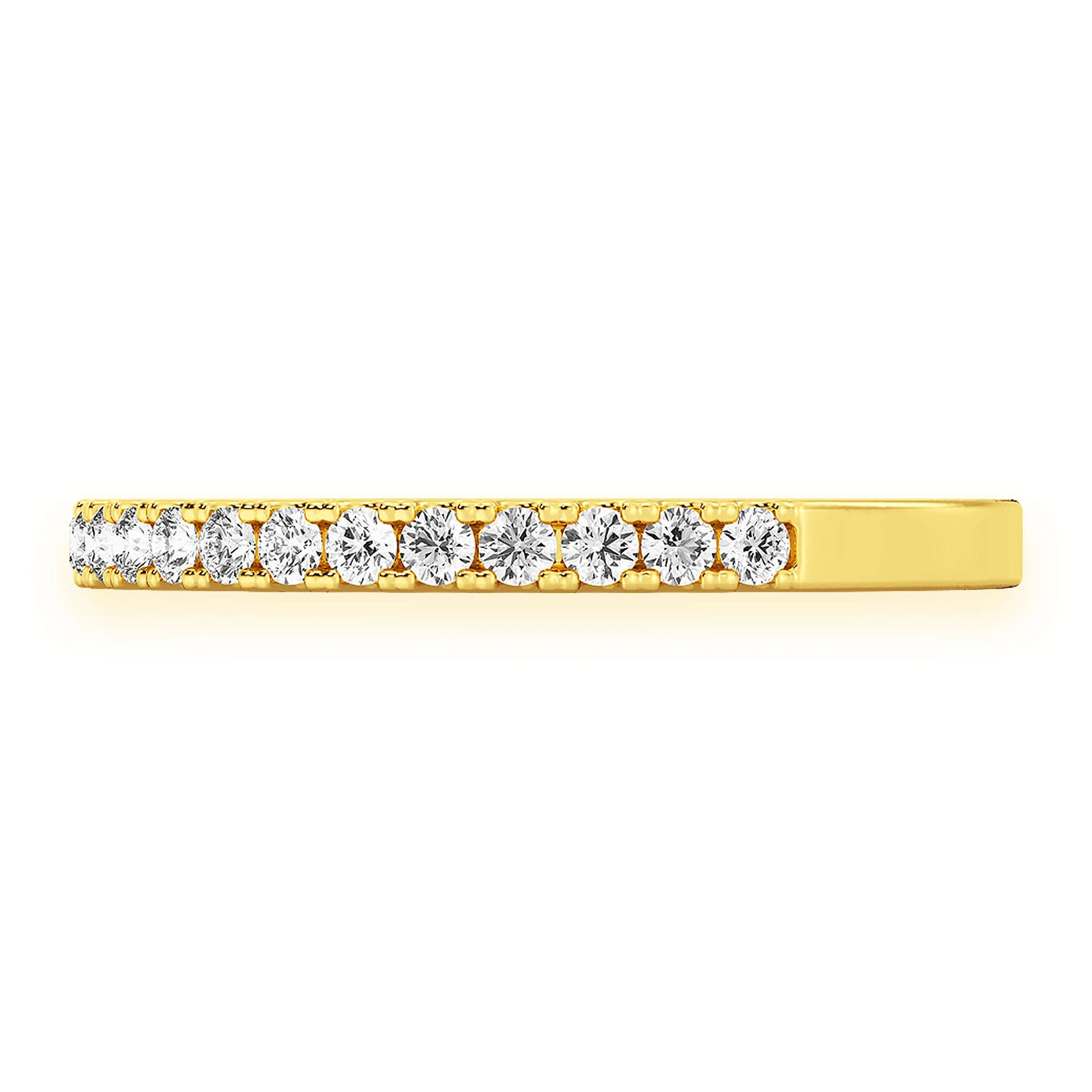 Slim Single Row Band Ring in 14K yellow gold, side view
