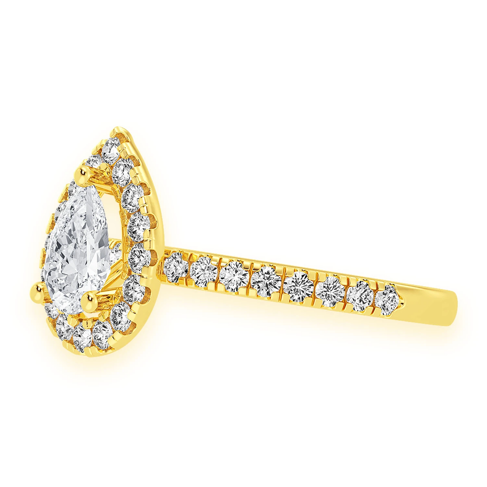 Pear Scallop Halo One Row Diamond Ring in 14K yellow gold, detail view