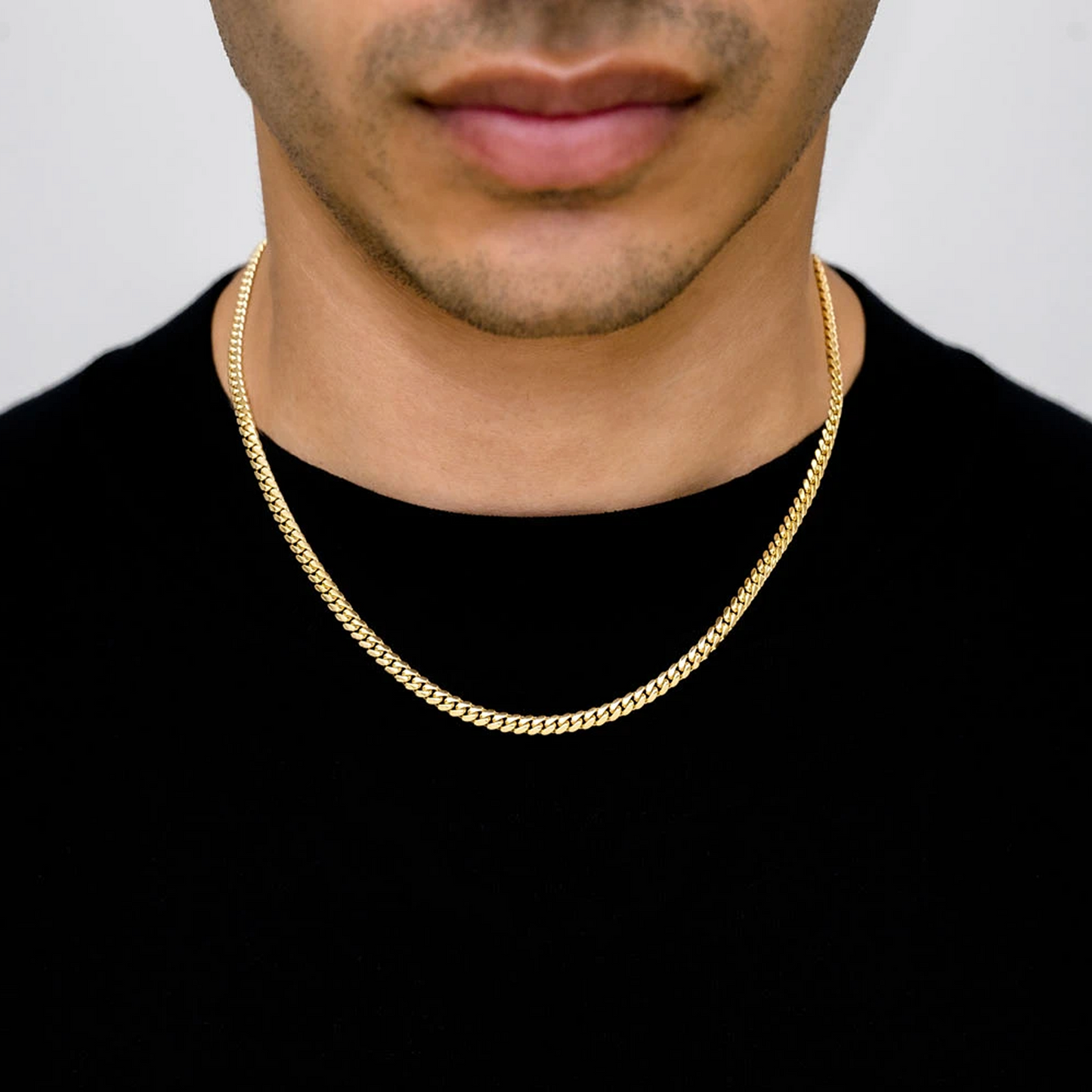 Miami Cuban Gold Chain in 14K yellow gold, 4mm width, alternate view