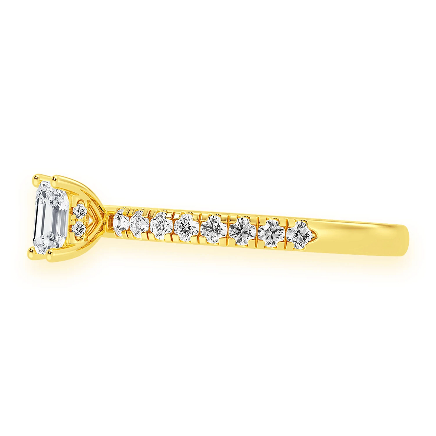 0.25ct Emerald Cut Diamond Engagement Ring in 14K yellow gold, detail view