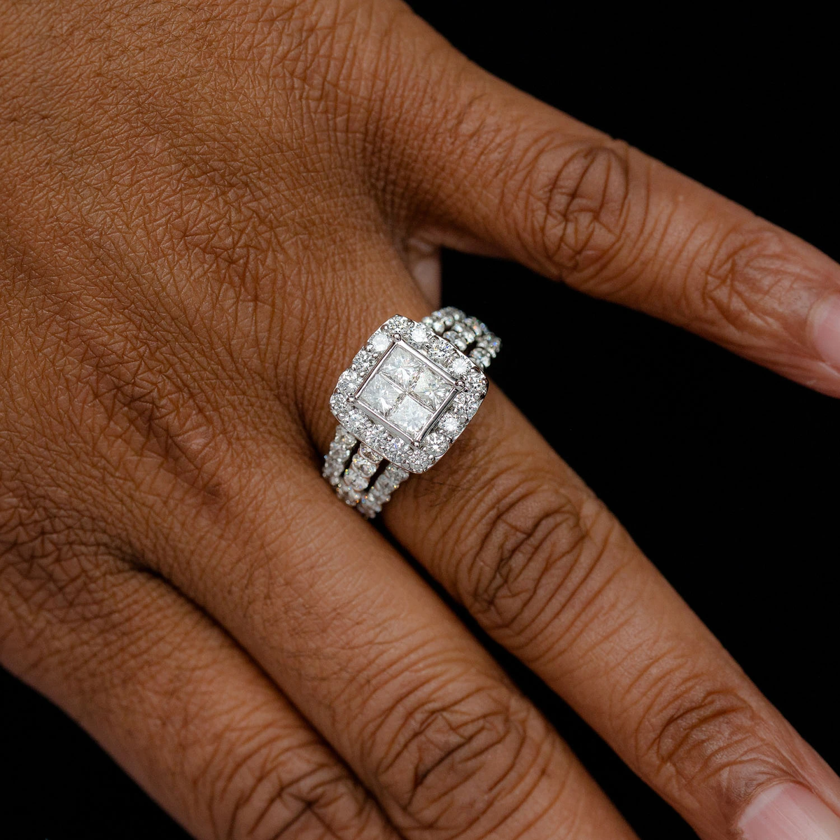Princess quad set halo ring hand