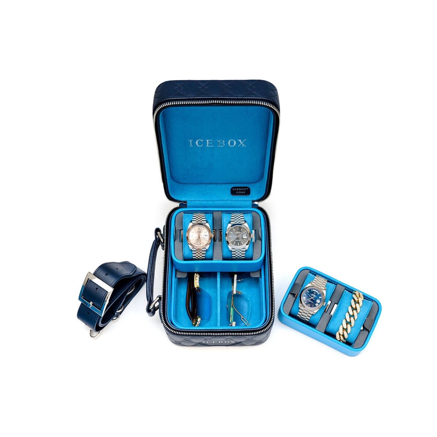 Icebox Medium Traveler Case in navy, 4-watch capacity, detail view 4