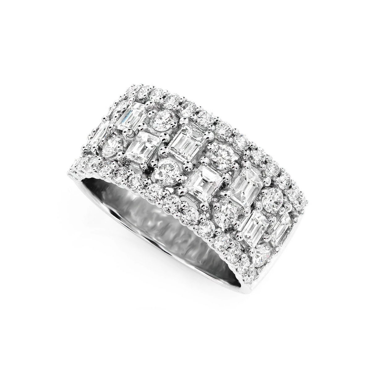 Baguette and Round Pattern Border Diamond Band Ring