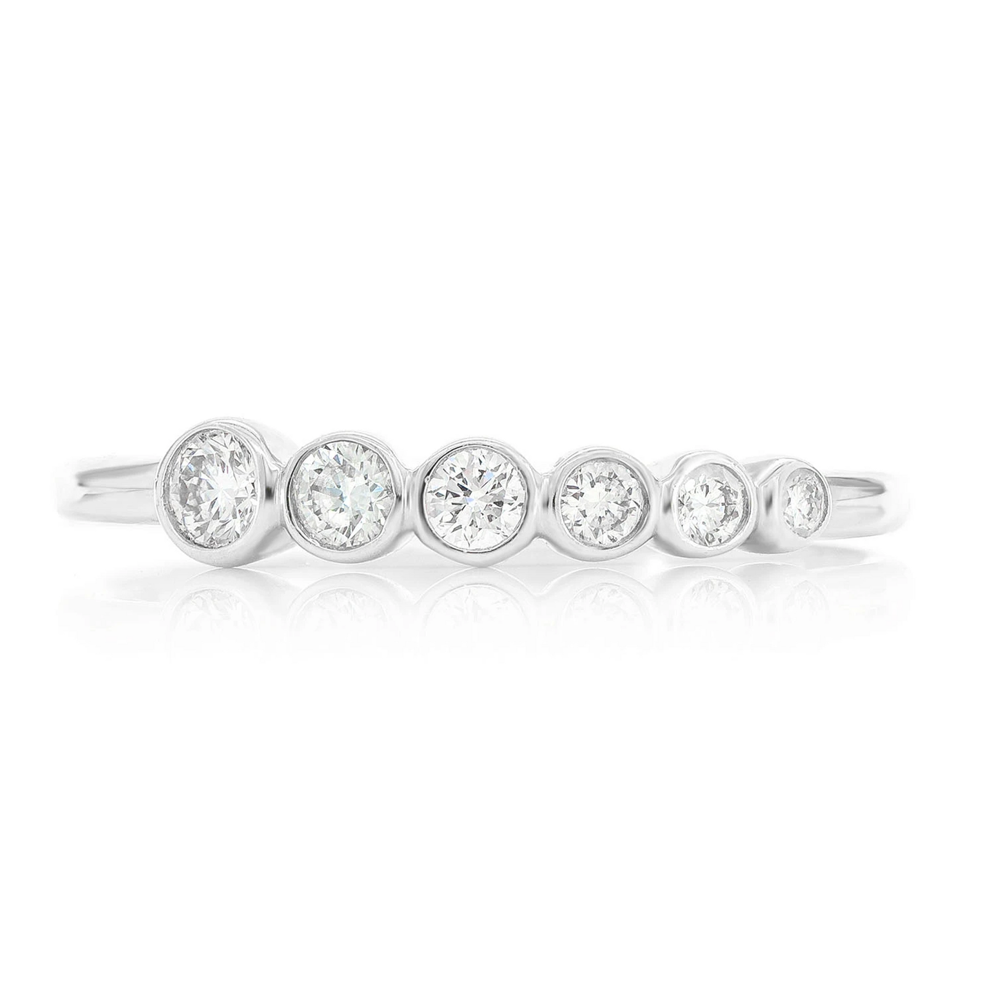 Graduated Diamond Ring in 14K white gold, front view