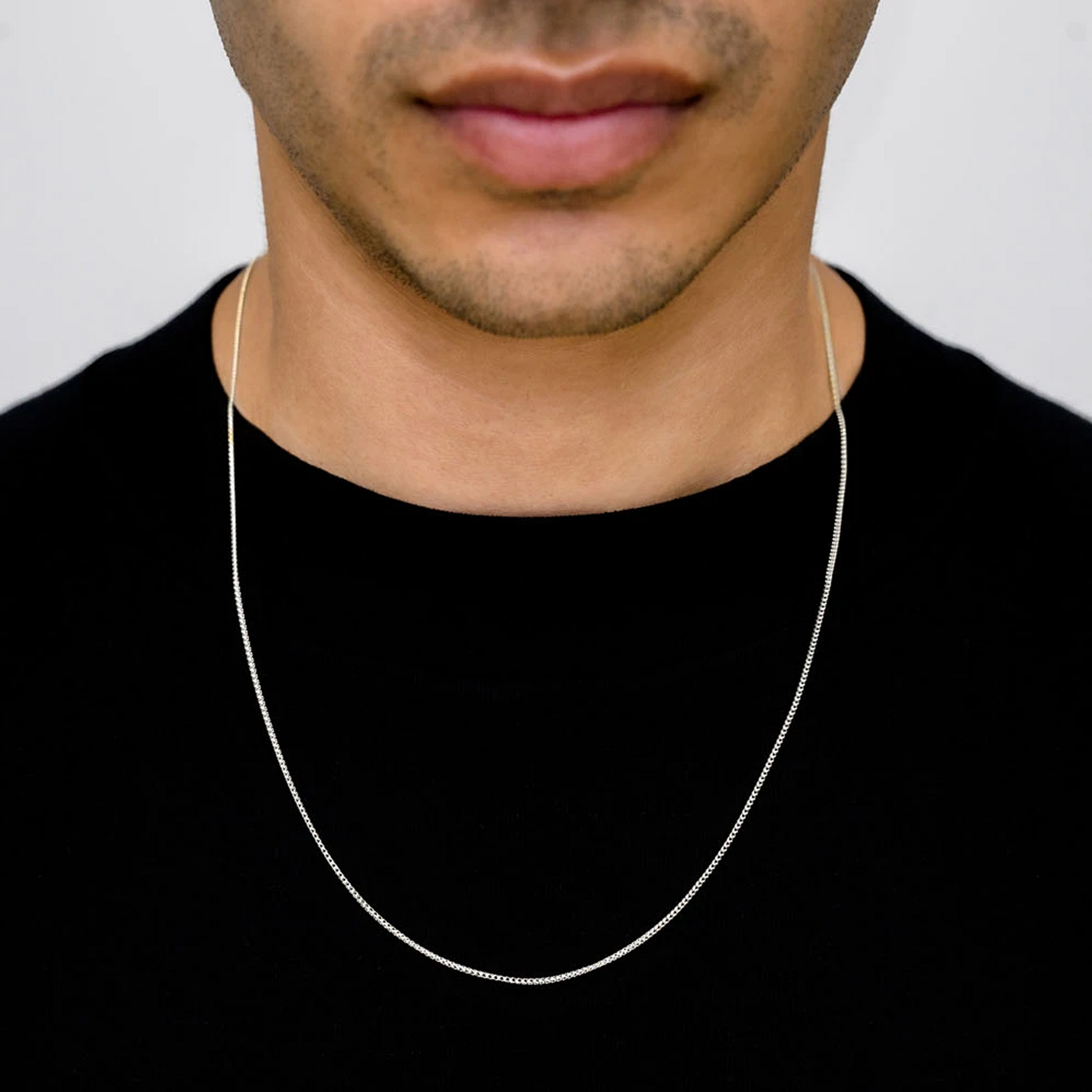 Franco Gold Chain in 14K yellow gold, 1mm width, alternate view