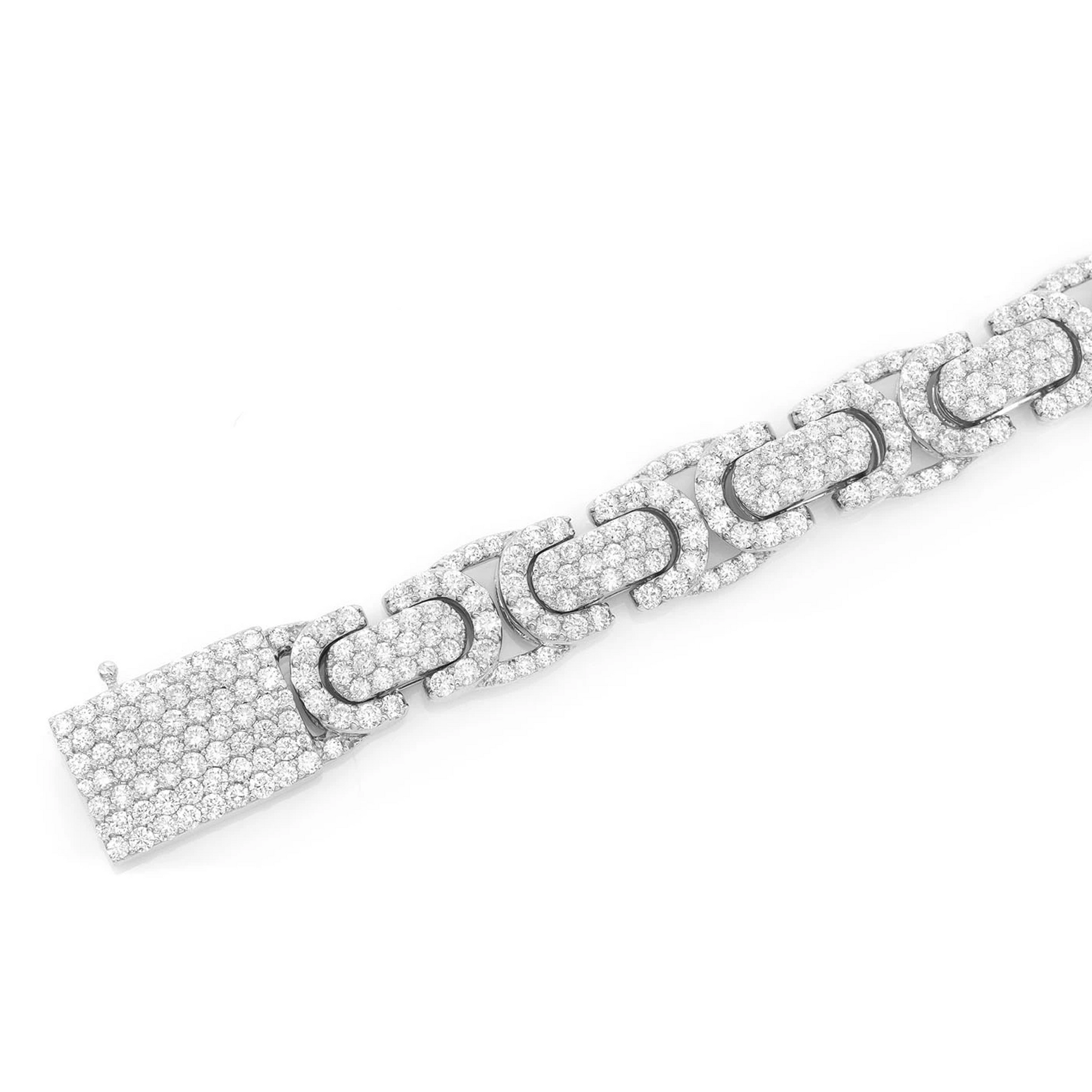 Byzantine Diamond Bracelet in 14K white gold, clasp detail