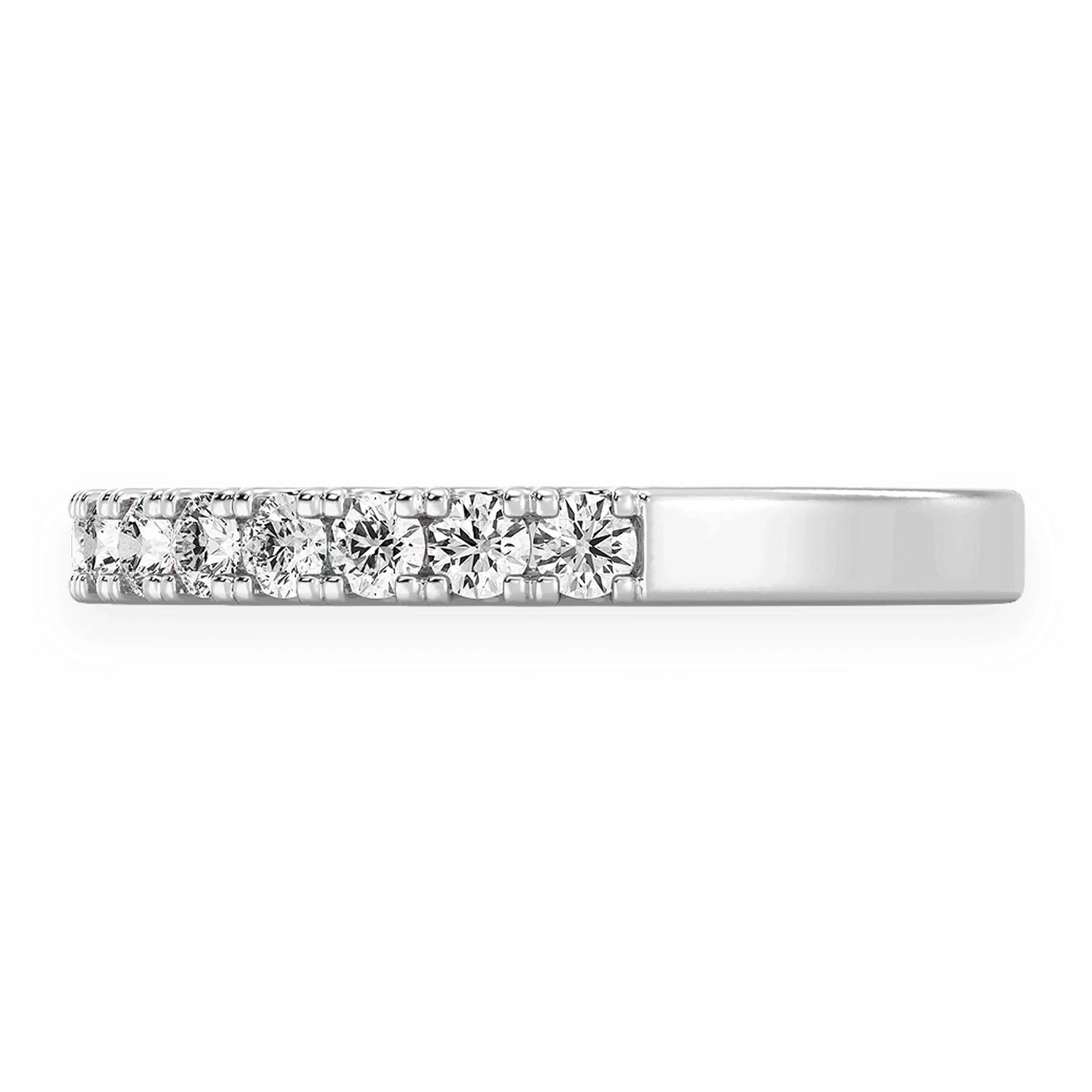 Extra Wide Single Row Band Ring in 14K white gold, detail view