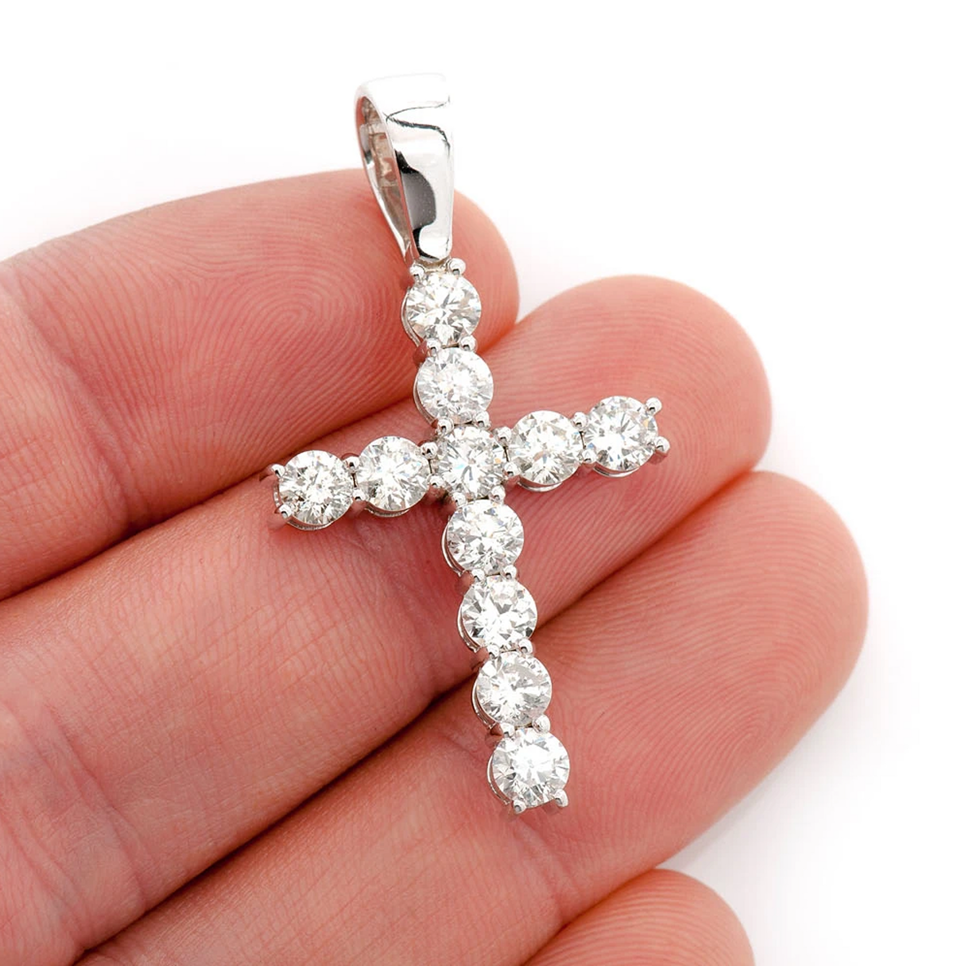 Signature Diamond Cross in 14K rose gold, Extra Large / 3.75 ctw, alternate view