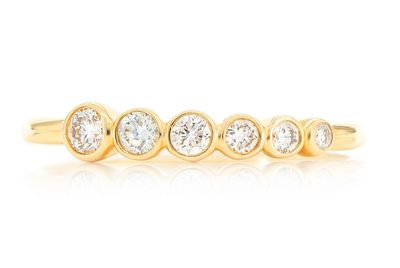 Graduated Diamond Stackable Band 14k Solid Gold 0.08ctw