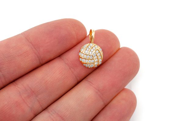 Details about   14k Yellow Gold Volleyball Net and Court in Round Wreath Charm Pendant 