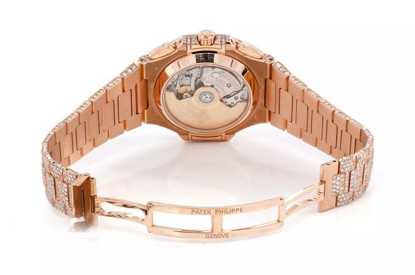 Patek Philippe (5980) Nautilus 40MM 18k Rose Gold - 30.25ctw Fully Iced Out