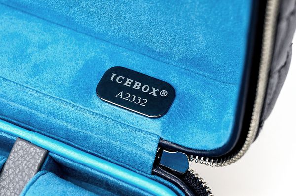 Icebox Leather World Traveler Jewelry Case - 4 Watches Medium