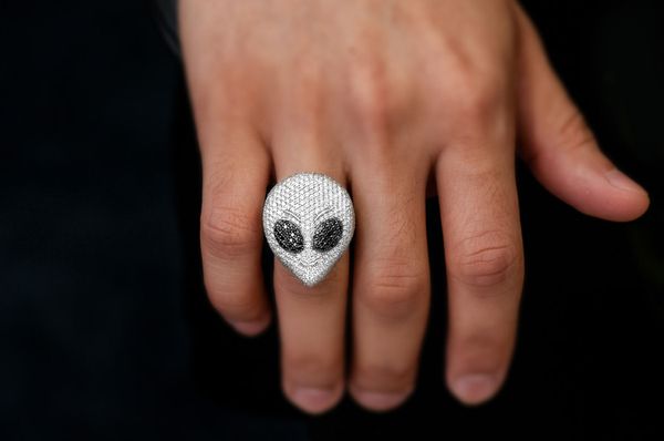 Alien Signet Black & White Diamond Ring 14k Solid Gold 5.60ctw